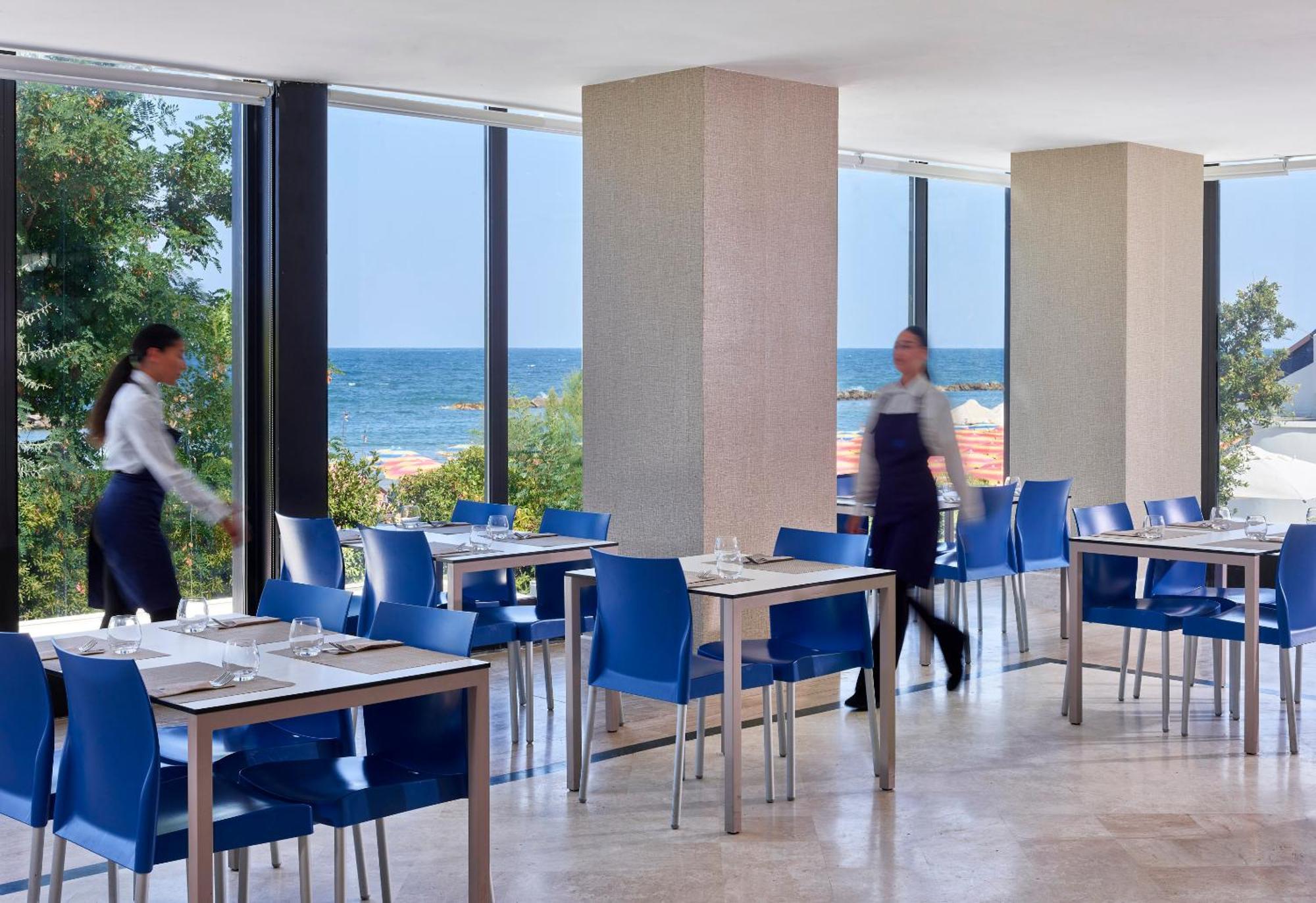 Serena Majestic Hotel Montesilvano Marina Екстериор снимка
