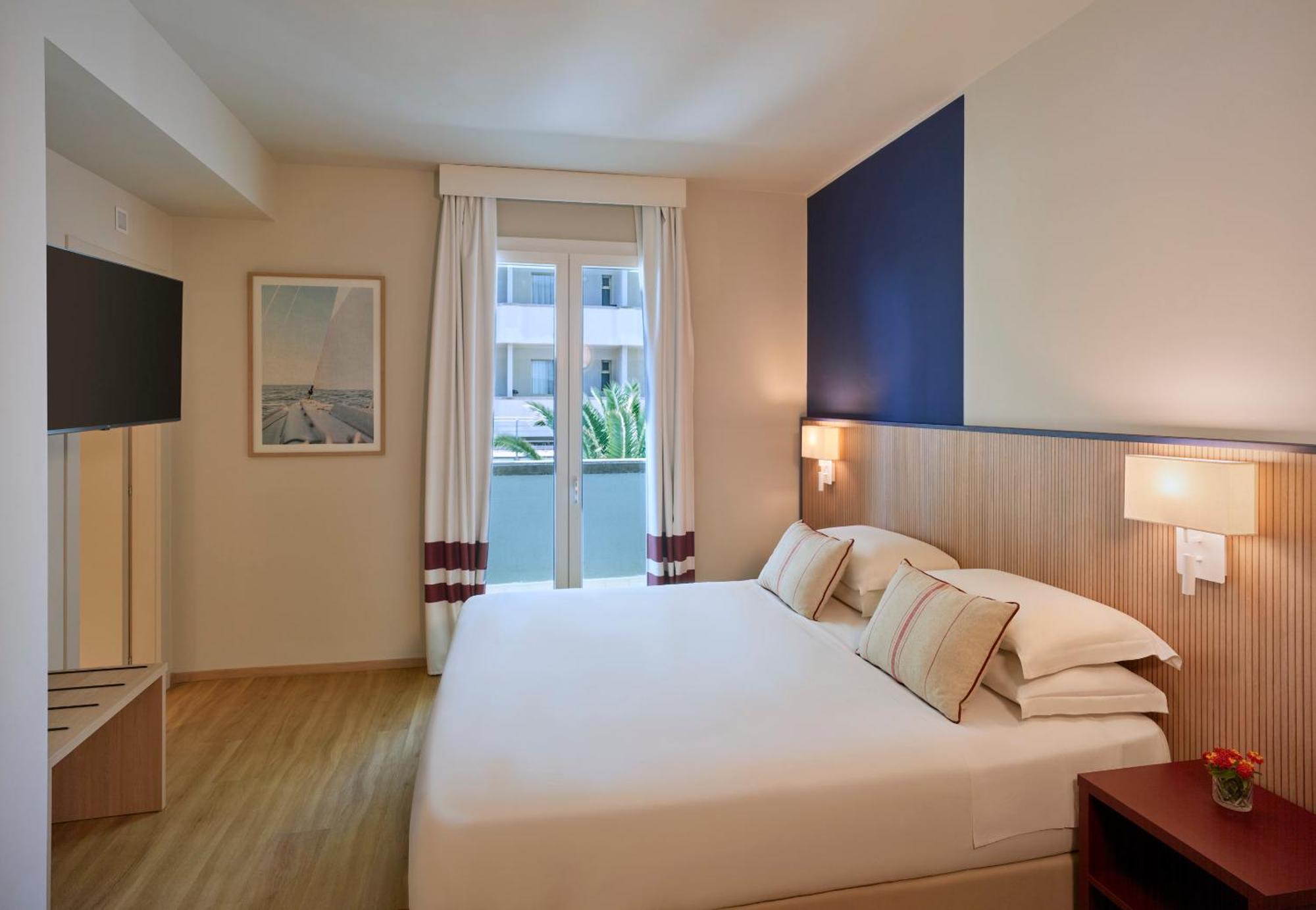Serena Majestic Hotel Montesilvano Marina Стая снимка