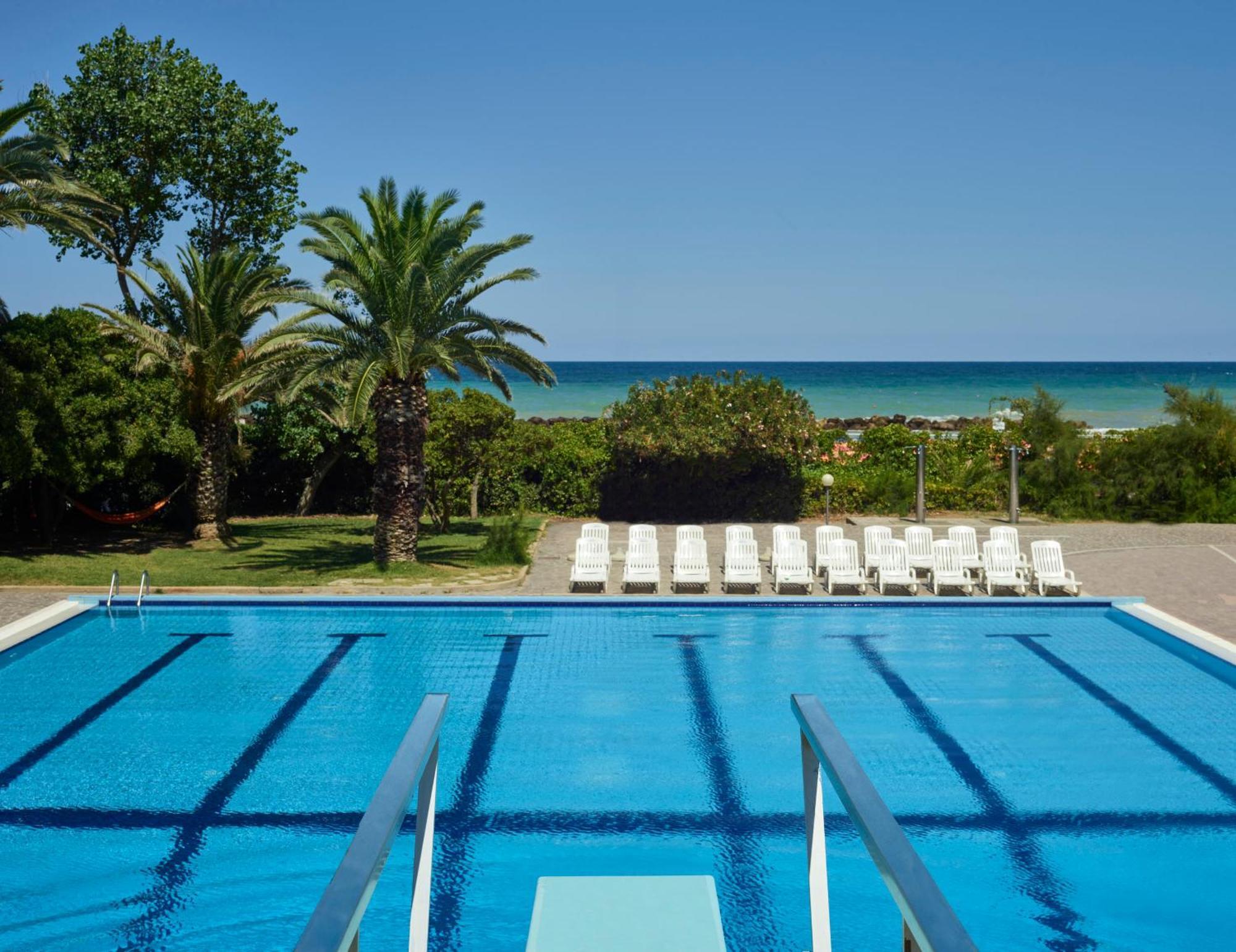 Serena Majestic Hotel Montesilvano Marina Екстериор снимка